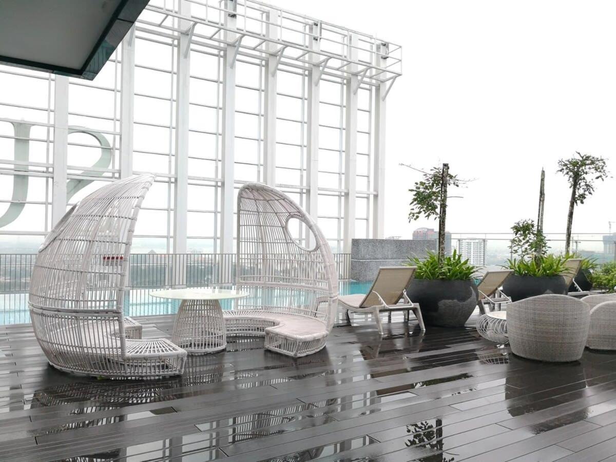 A Modern & Bright Suasana In * Johor Bahru