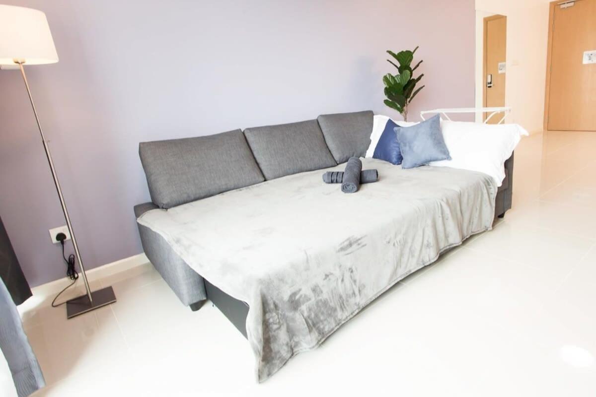 A Modern & Bright Suasana In Apartment